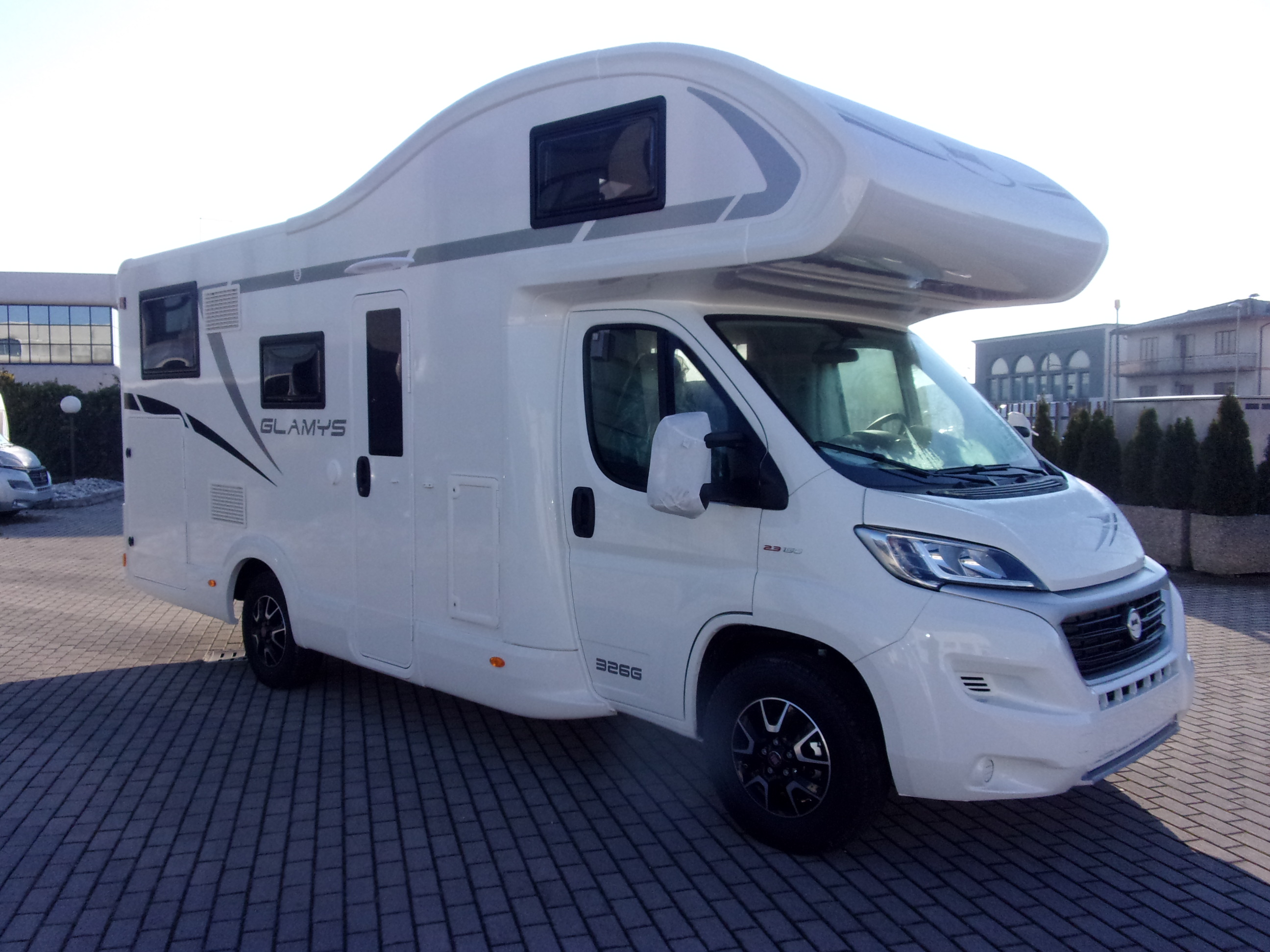 MC LOUIS GLAMYS 326G